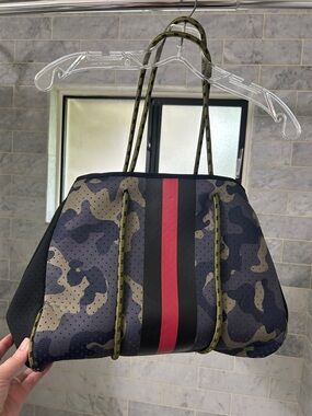 Haute Shore neoprene GREYSON SOHO TOTE BAG with matching pouch